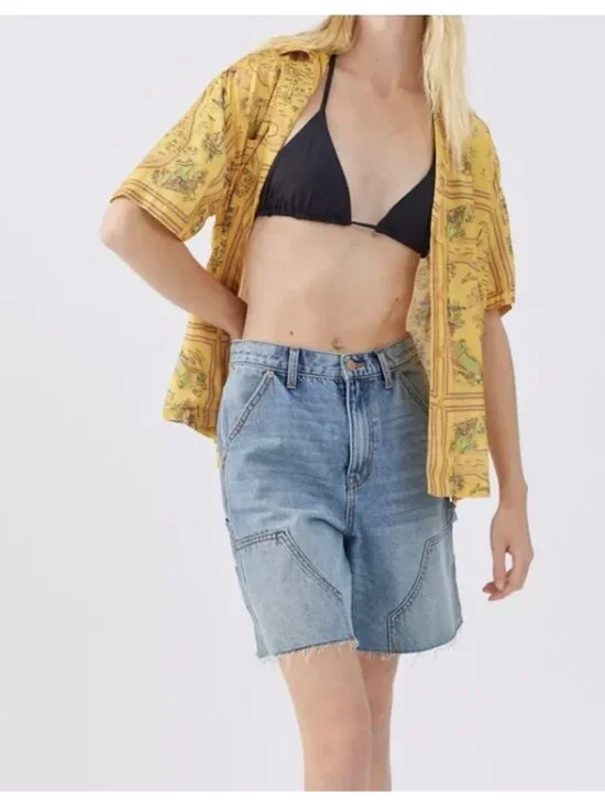 Urban Outfitters UO Gardenia Map Florida Souvenir Button Down Top Shirt Small - Picture 1 of 10